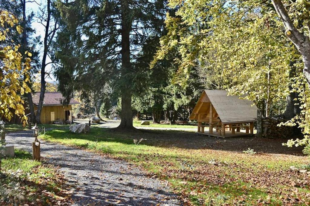 Le Petit Loup, Appartement Neuf Avec Jardin Gerbepal Екстер'єр фото