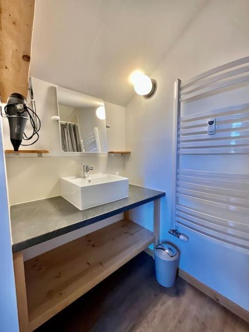 Le Petit Loup, Appartement Neuf Avec Jardin Gerbepal Екстер'єр фото